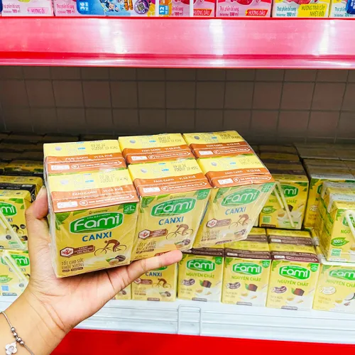 Sữa Đậu Nành FAMI Vị Cà Phê Lốc 6 Hộp (200ml/Hộp)