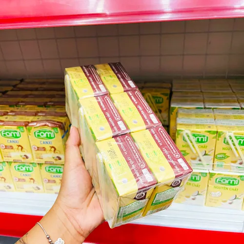 Sữa Đậu Nành FAMI Vị Socola Lốc 6 Hộp (200ml/Hộp)