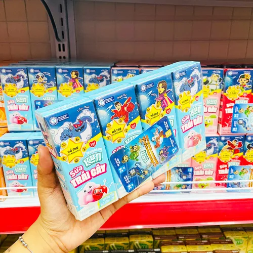 Sữa Dinh Dưỡng Trái Cây KUN Hương Táo Kẹo Bông Gòn Lốc 4 Hộp - (180ml/Hộp)