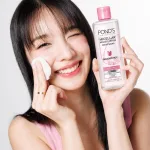 Nước Tẩy Trang Pond's Vitamin Và Hoa Hồng Sáng Da 235ml