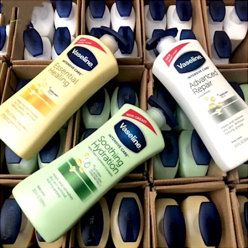 Sữa Dưỡng Thể Vaseline Intensive Care Soothing Hydration Màu Xanh Lá 725ml - Hàng Xách Tay