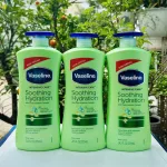 Sữa Dưỡng Thể Vaseline Intensive Care Soothing Hydration Màu Xanh Lá 725ml - Hàng Xách Tay