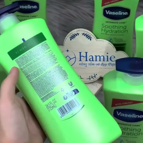 Sữa Dưỡng Thể Vaseline Intensive Care Soothing Hydration Màu Xanh Lá 725ml - Hàng Xách Tay