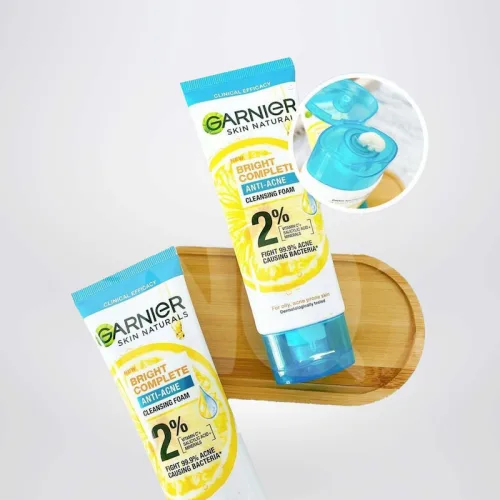 Sữa Rửa Mặt Garnier Ngừa Mụn Sáng Da Bright Anti-Acne 100ml
