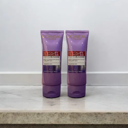 Sữa Rửa Mặt Loreal Paris Cấp Ẩm Da Revitalift Hyaluronic Acid 100ml