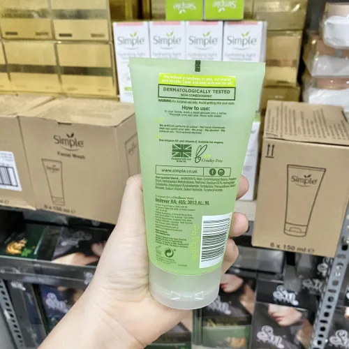 Sữa Rửa Mặt Simple Kind To Skin Refreshing Facial Wash Ge 150ml