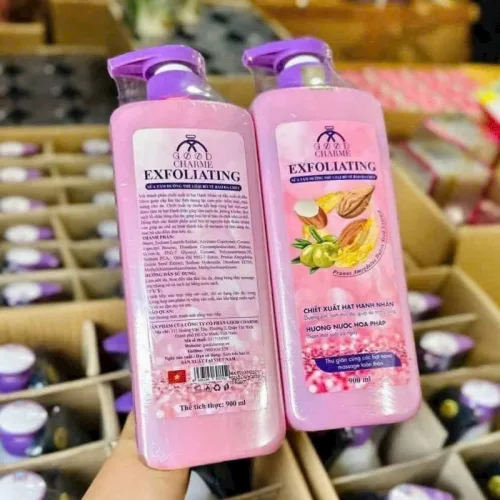 Sữa Tắm Cho Nữ Tẩy Tế Bào Da Chết Charme Exfoliating Hạt Hạnh Nhân Hương Nước Hoa Pháp 900ml