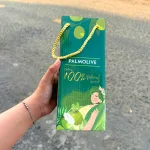 Sữa Tắm Palmolive Naturals Irresistible Softness 500g