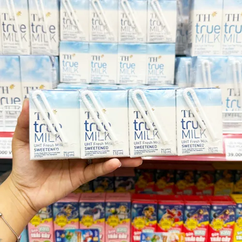 Sữa Tươi Tiệt Trùng Có Đường TH True Milk Lốc 4 Hộp Nhỏ (110ml/Hộp)