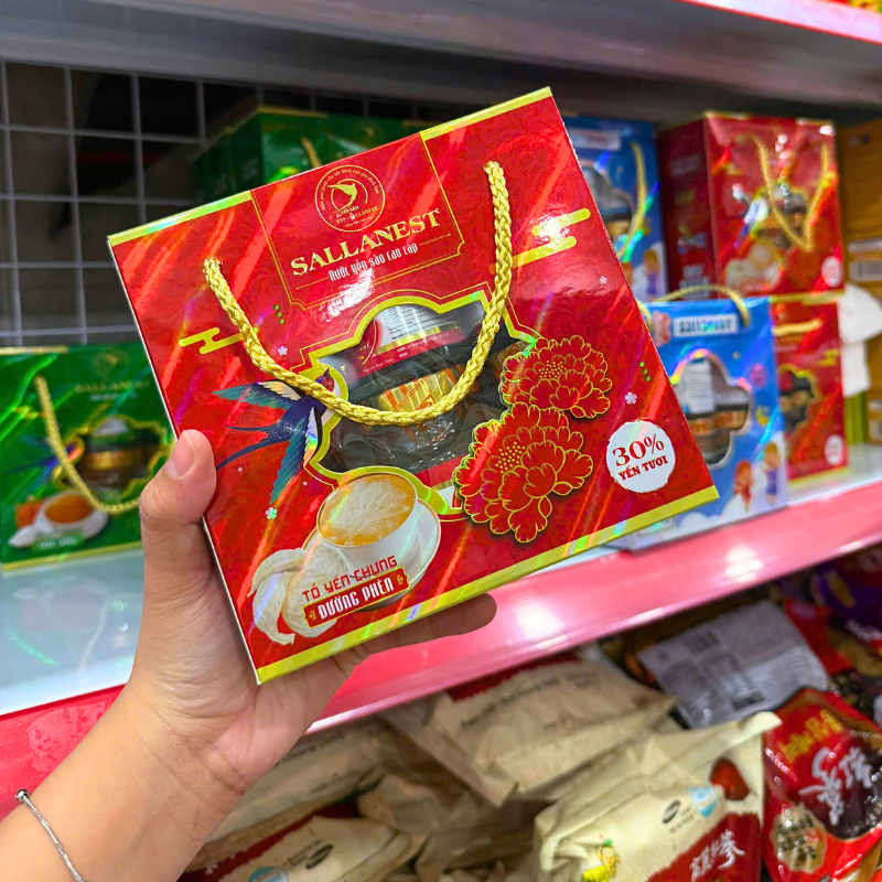 Bao bì thể hiện dòng yến chưng và tỷ lệ 30% yến