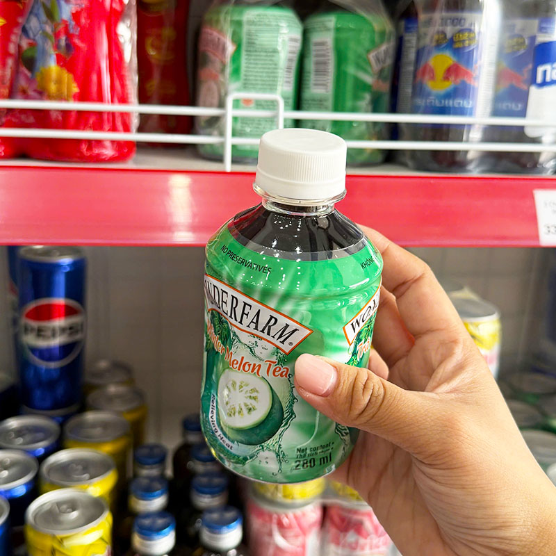 Kích thước chai nhỏ gọn, dễ cầm tay