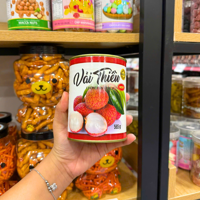Hình ảnh Vải Thiều Lychee In Syrup - Vải Thiều Ngâm Đường Food Club Hộp Trắng 565g trong bộ sưu tập Gạo, bột, đồ khô, nguyên liệu