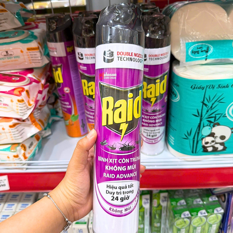 Mặt trước sản phẩm với thông tin dòng Raid Advance và phiên bản không mùi