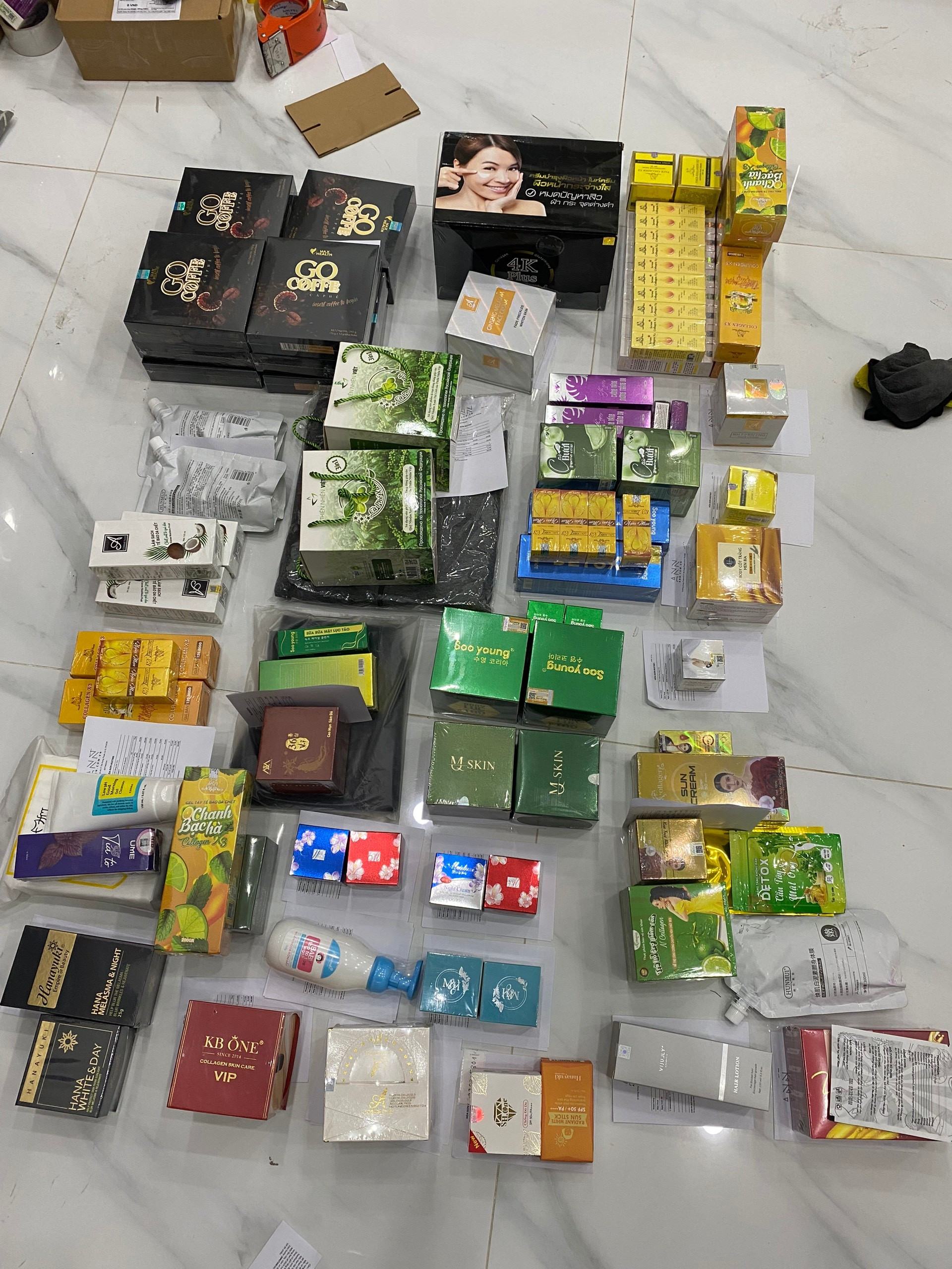 mỗi ngày đều chăm chỉ lên đơn , soạn đơn cho khách iu