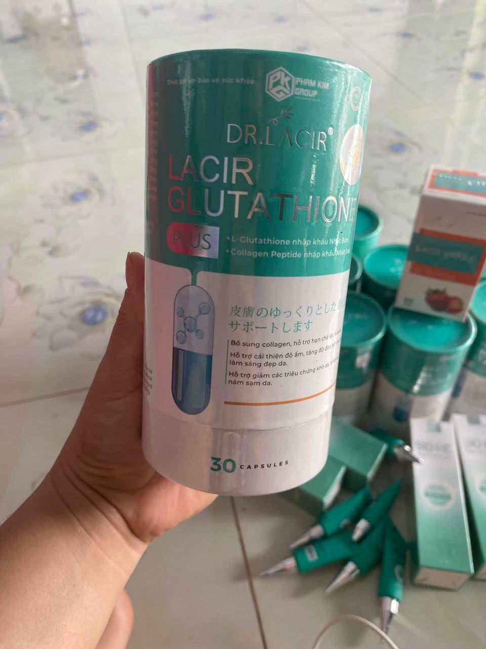Viên uống glutathione plus mới tặng vitamin c  Chương trình khuyến mãi có hạn nhé chị em