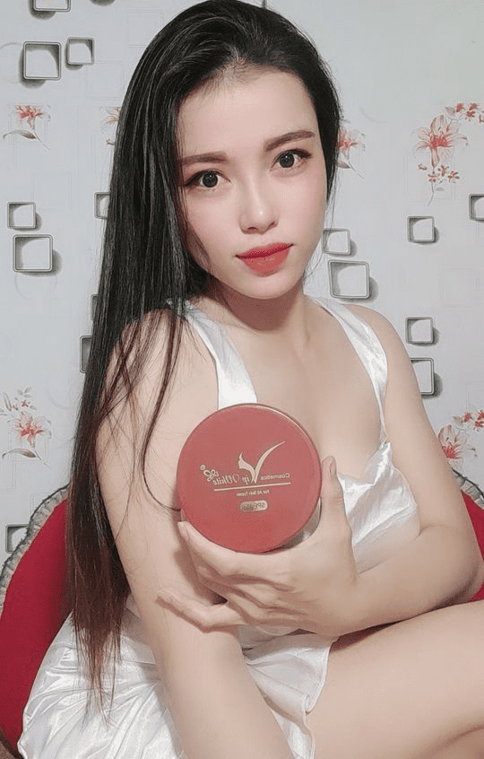 Hãy để Kem body thượng lưu VIP White giúp bạn tự tin trong mọi ánh nhìn!