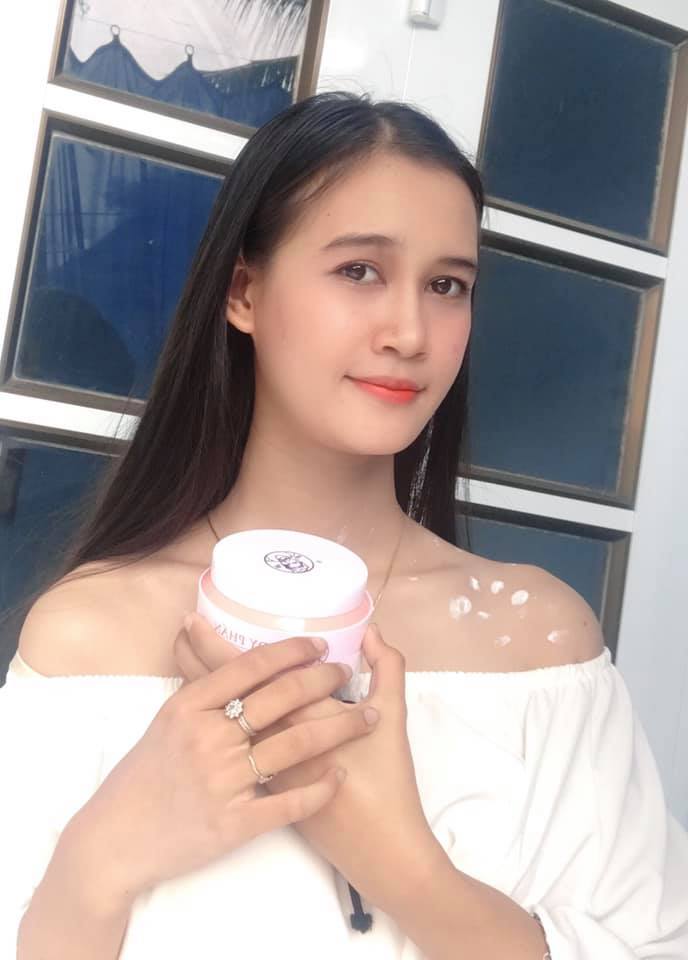 Kem body phấn chính hãng Bà Lão - kem dưỡng body cao cấp