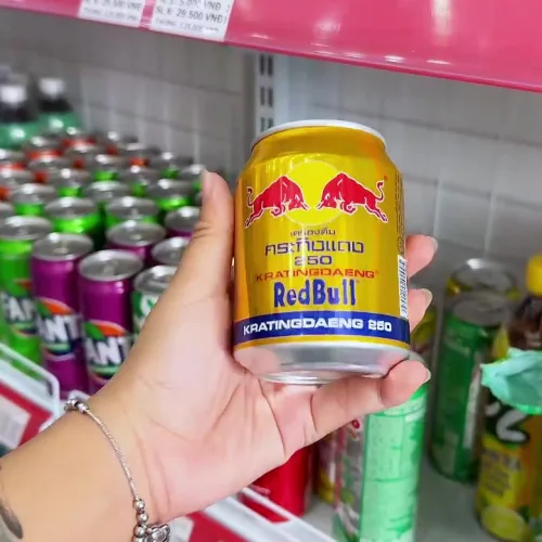 1 Lon Nước Tăng Lực Red Bull Việt Nam - Nước Ngọt Bò Cụng (250ml/Lon)