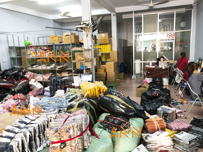 Xưởng chuyên bỏ sỉ quần áo nam nữ VNXK và Quảng Châu tại TPHCM