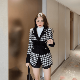 Áo khoác Vest form dài họa tiết Zic Zac