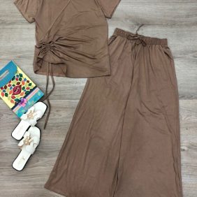 Set bộ áo thun quần ống rộng trơn