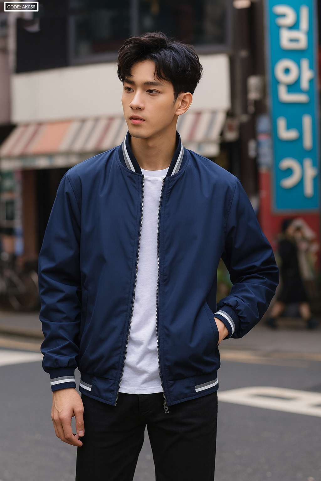 12981_chatgpt-image-15-31-16-18-thg-10-2025_20251018172823-2.png Áo Khoác Dù Nam 2 Lớp Cổ Trụ Phối Sọc - AK056