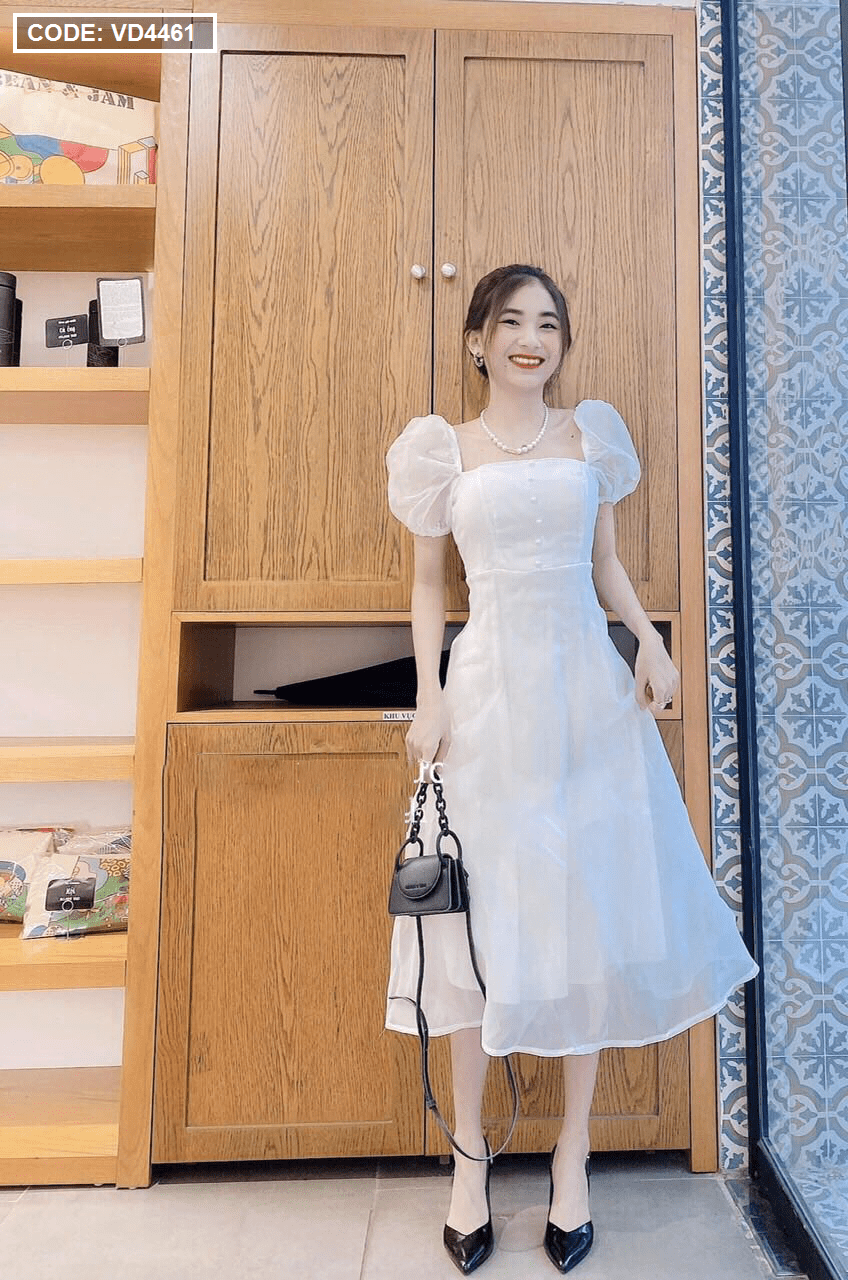 Đầm trắng xòe tay phồng đóng nút - ANN.COM.VN