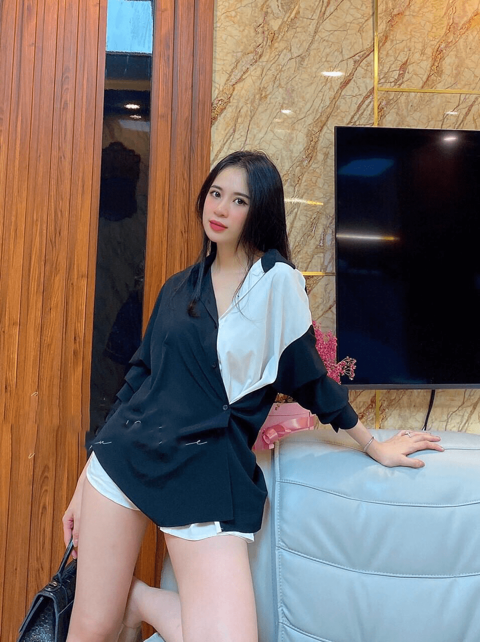 Shop sỉ somi phi satin phối màu - mặc đuoc 2 kieu Shop sỉ somi phi satin phối màu - mặc đuoc 2 kieu