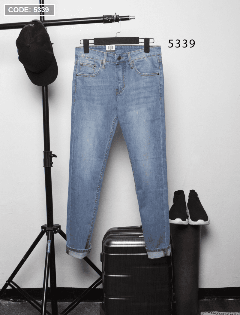 Chợ sỉ quần jean dài nam ống nhỏ 5339 Chợ sỉ quần jean dài nam ống nhỏ 5339