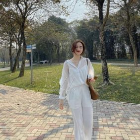 Set áo sơ mi trắng kèm áo 2 dây trong kết hợp quần ống suông