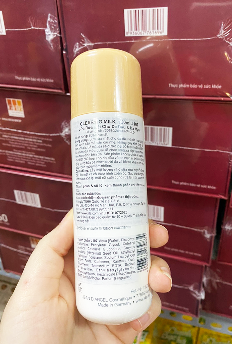 Xưởng sỉ sữa rửa mặt cho da dầu và da mụn Clearing milk Jean d'Arcel 150ml Xưởng sỉ sữa rửa mặt cho da dầu và da mụn Clearing milk Jean d'Arcel 150ml