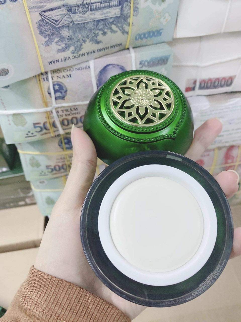 15494-243559398-124685116588021-7432821228247724272-n.jpg Kem face nám Melasma MQ Skin Chính hãng - 8936117150333