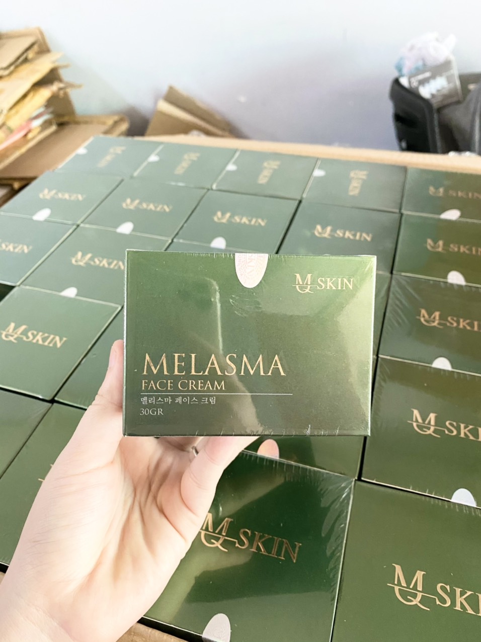 15494-z2822221150387-2f249af274fbf98e7380ebd39fe94884.jpg Kem face nám Melasma MQ Skin Chính hãng - 8936117150333