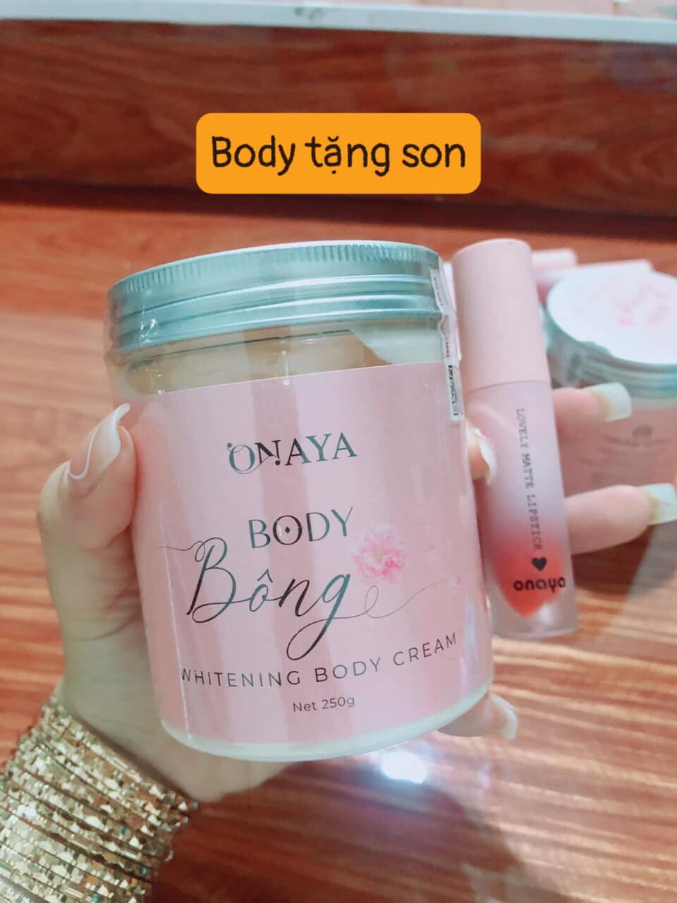 Kem Body Bông Onaya 250g