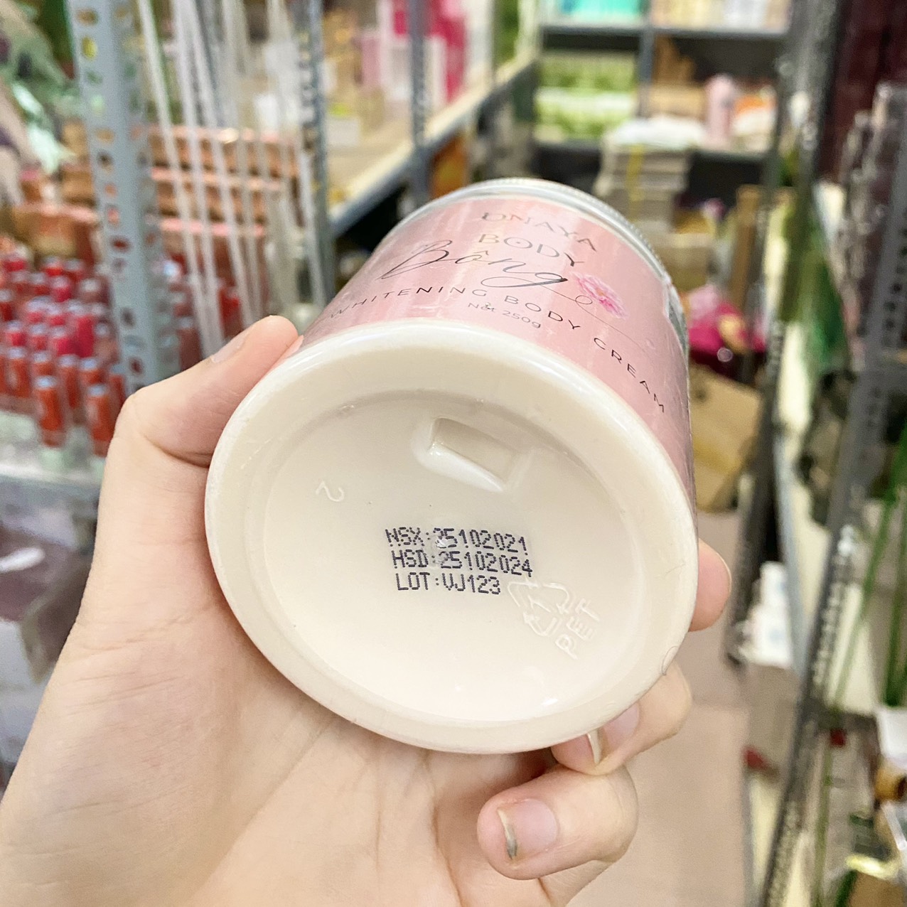Kem Body Bông Onaya 250g