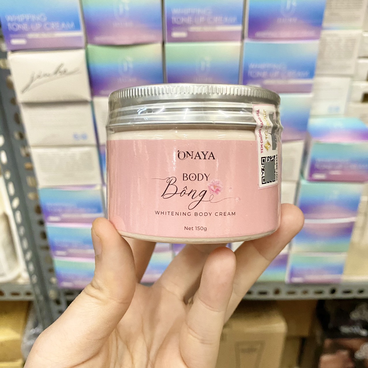 Chuyên sỉ kem body Bông 150g lotion dưỡng trắng da ONAYA chính hãng tặng kèm son Kem body Bông 150g lotion dưỡng trắng da ONAYA chính hãng tặng kèm son