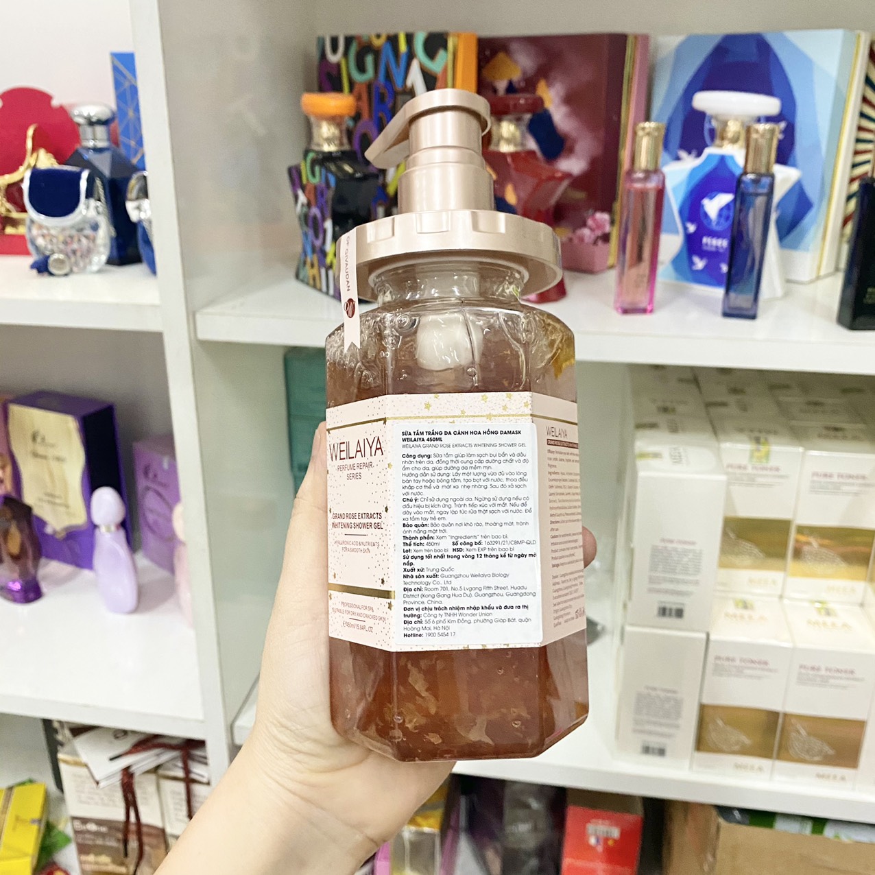 15878-z3125273878224-d9164c1a94de19665a8a6faef9882559-8.jpg Sữa Tắm Trắng Da Cánh Hoa Hồng Weilaiya Damask 450ml Chính Hãng - 6971025880783