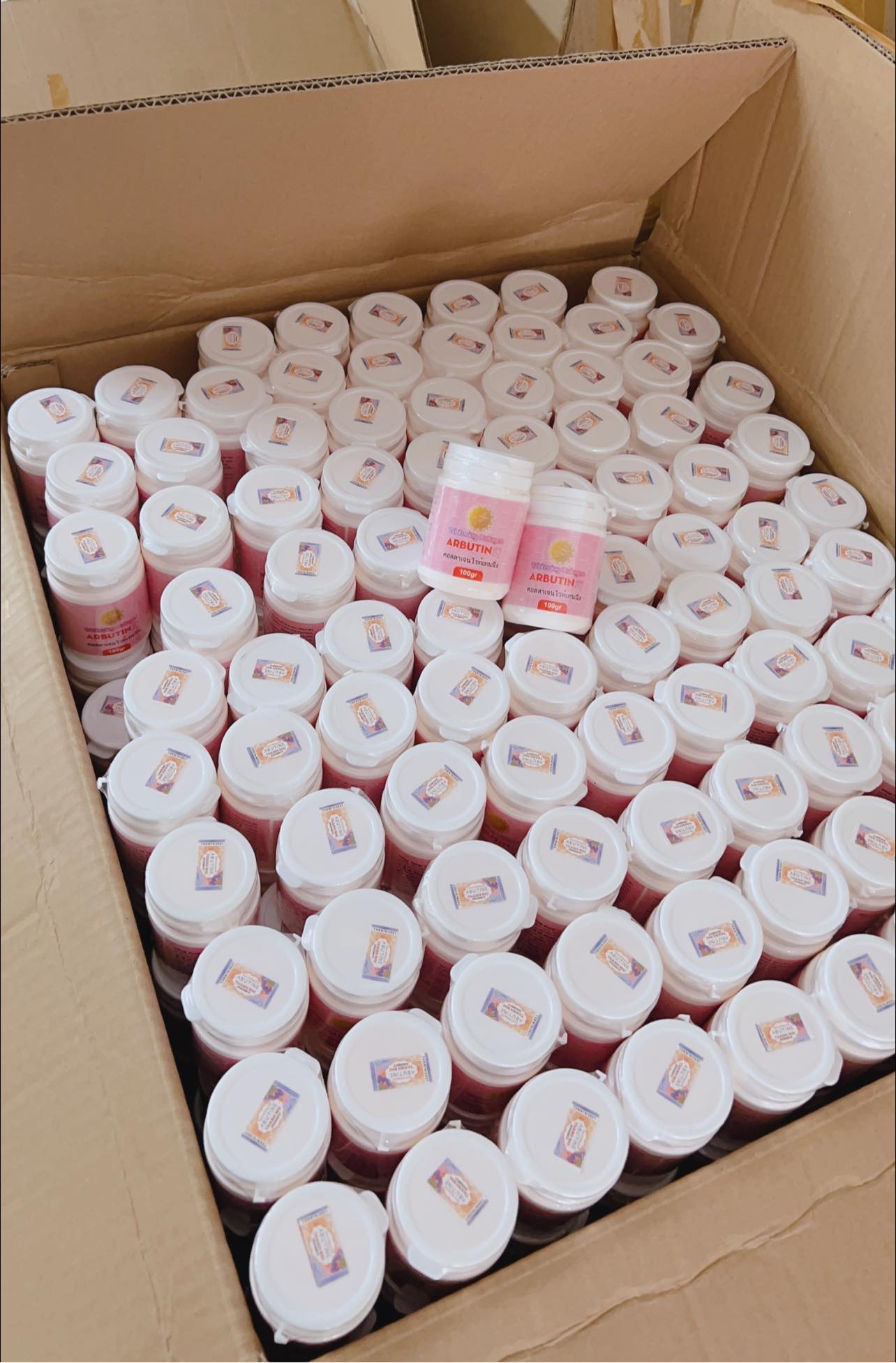 16646-275518836-488294679433115-5133130708206827054-n-3.jpg Kích Trắng Abutine 100g Màu Hồng - KICHHONG01