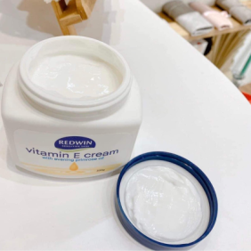 Kem Dưỡng Vitamin E Redwin