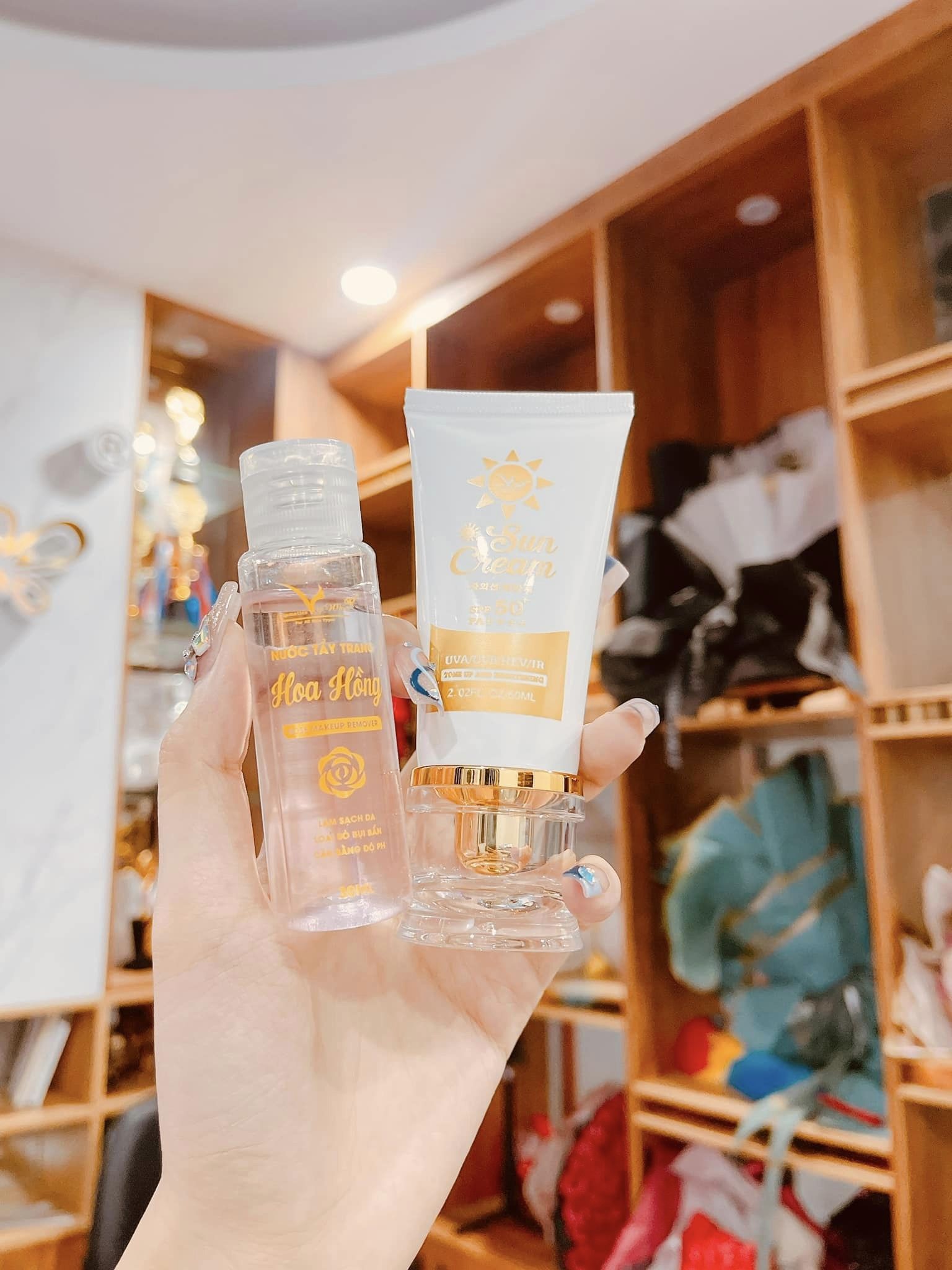 17760-299195696-3236571406661502-4571791620174523030-n-6.jpg Kem Chống Nắng VIP White (Tặng 1 bịt sữa rửa mặt) - 8938521762317