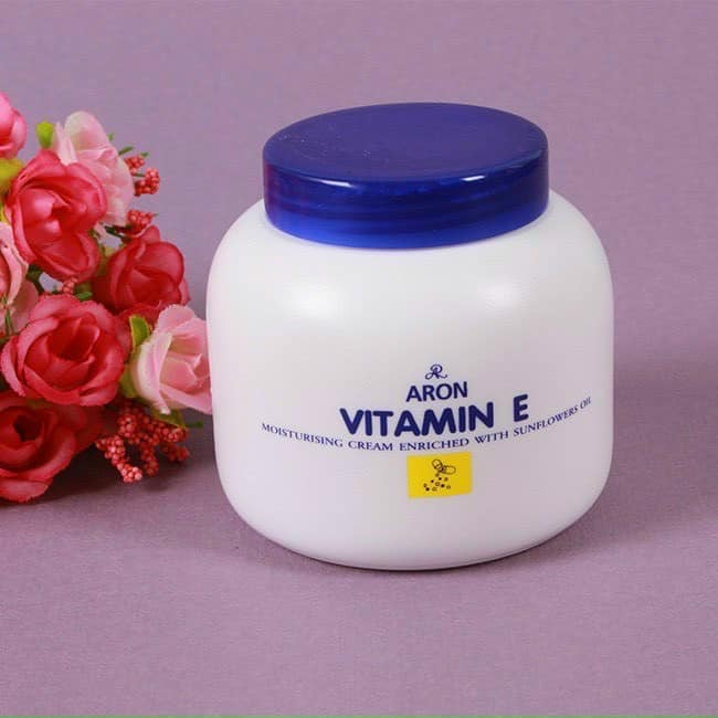 Kho sỉ kem dưỡng ẩm Vitamin E AR 200g Thái Lan Kho sỉ kem dưỡng ẩm Vitamin E AR 200g Thái Lan