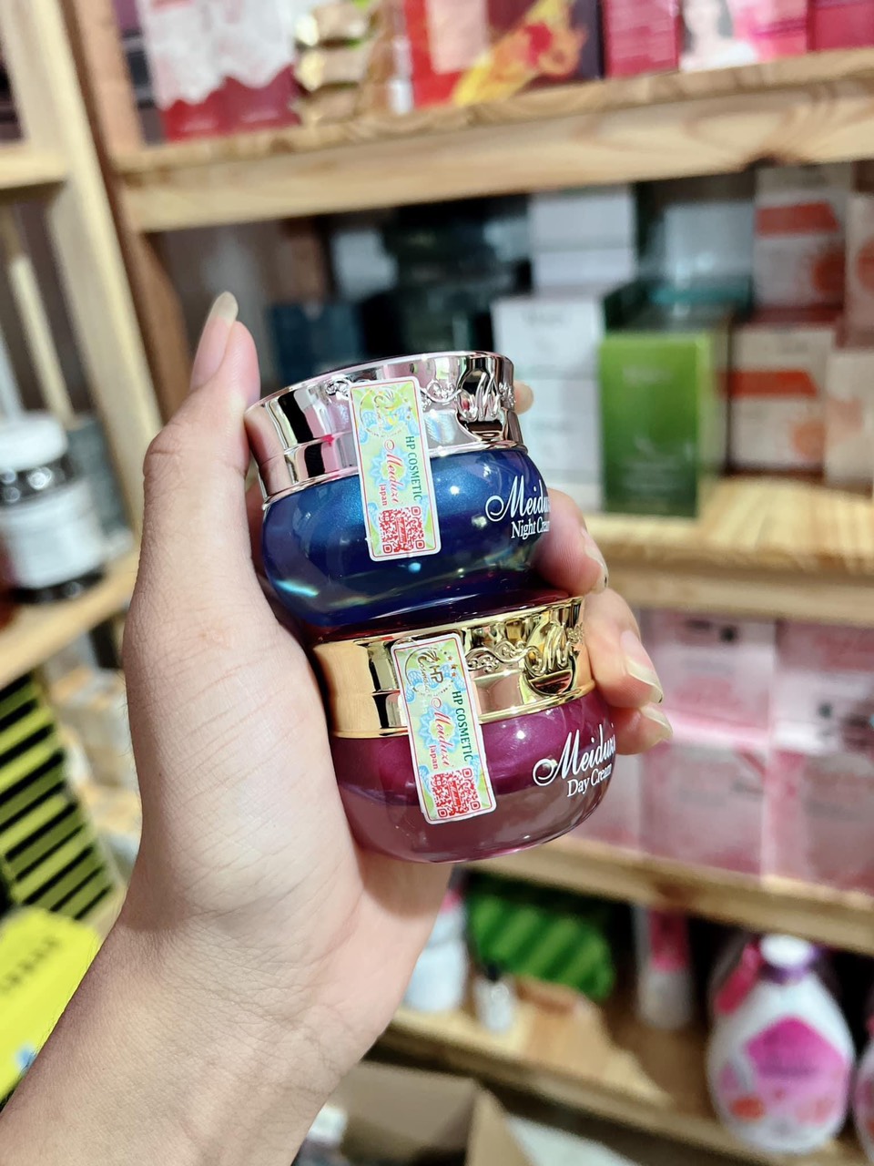 Giá sỉ kem Face Meiduzi Đỏ Ban Ngày Tem HP 20gr Giá sỉ kem Face Meiduzi Đỏ Ban Ngày Tem HP 20gr