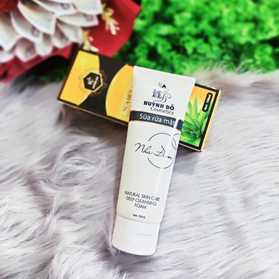 Sữa Rửa Mặt Nha Đam Huỳnh Đỗ Sữa Rửa Mặt Nha Đam Huỳnh Đỗ