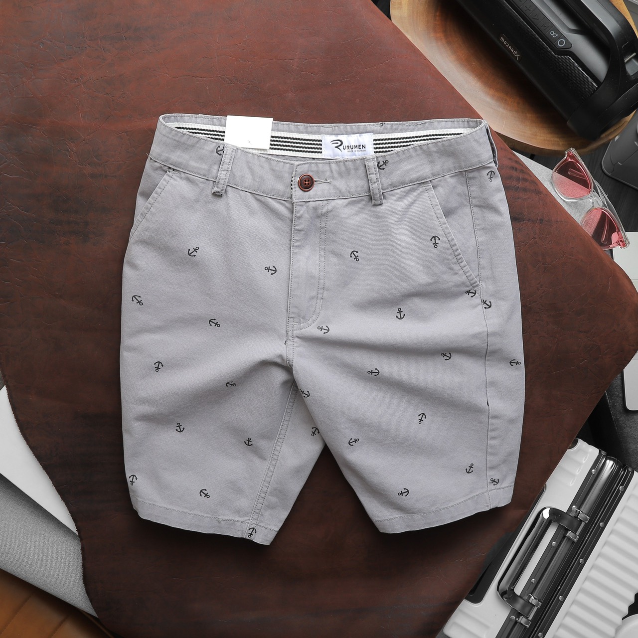 Quần Short Kaki Nam Cao Cấp In Logo Mũi Neo Quần Short Kaki Nam Cao Cấp In Logo Mũi Neo