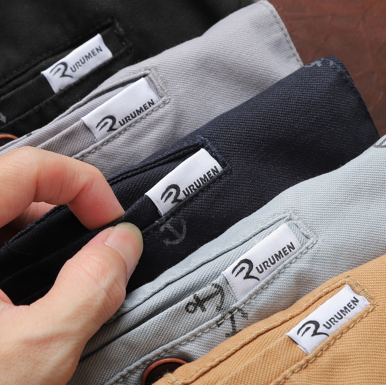 Quần Short Kaki Nam Cao Cấp In Logo Mũi Neo Quần Short Kaki Nam Cao Cấp In Logo Mũi Neo