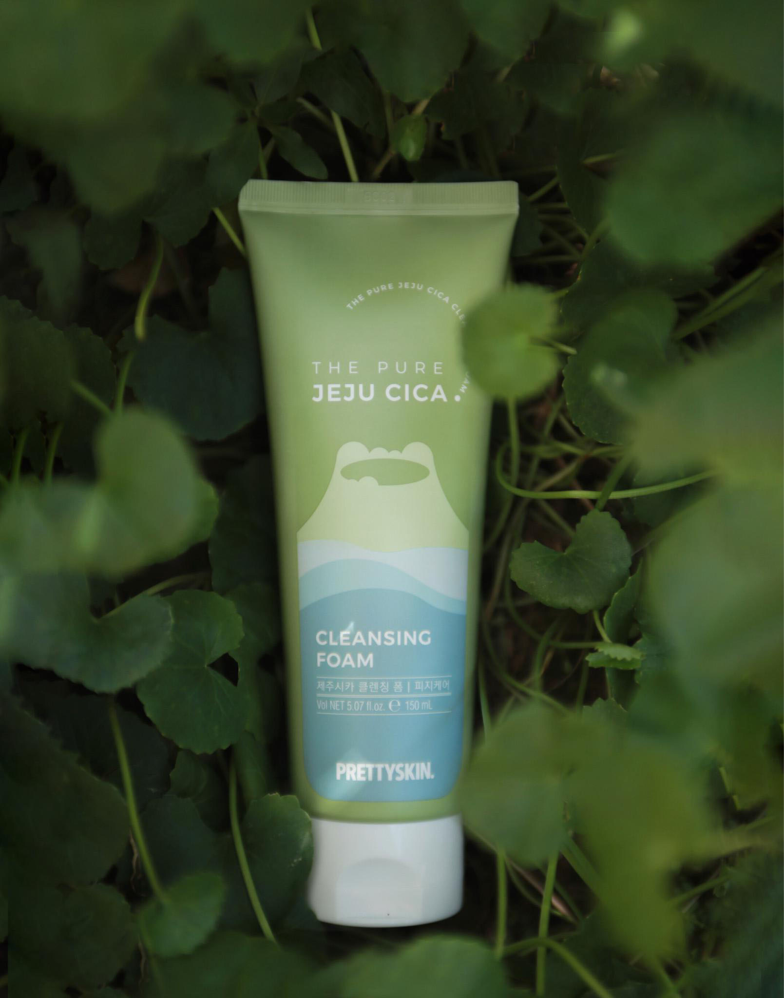 20056-sua-rua-mat-1-2.jpg Sữa Rửa Mặt Rau Má PrettySkin - 8809733213242