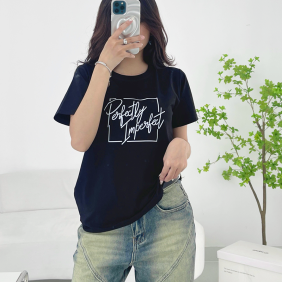 Áo thun thái nữ cổ tròn form suông in chữ Perfectly Màu đen - AG1201