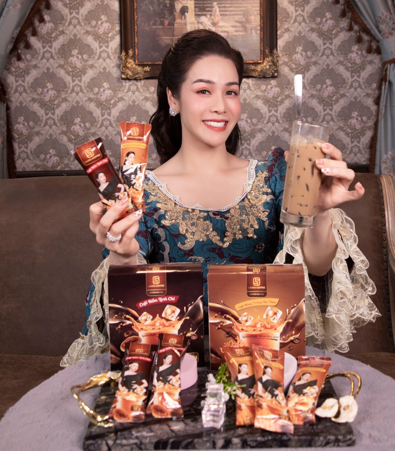 Hộp Cà Phê Đông Trùng Hạ Thảo Laura Coffee Nhật Kim Anh Hộp Cà Phê Đông Trùng Hạ Thảo Laura Coffee Nhật Kim Anh