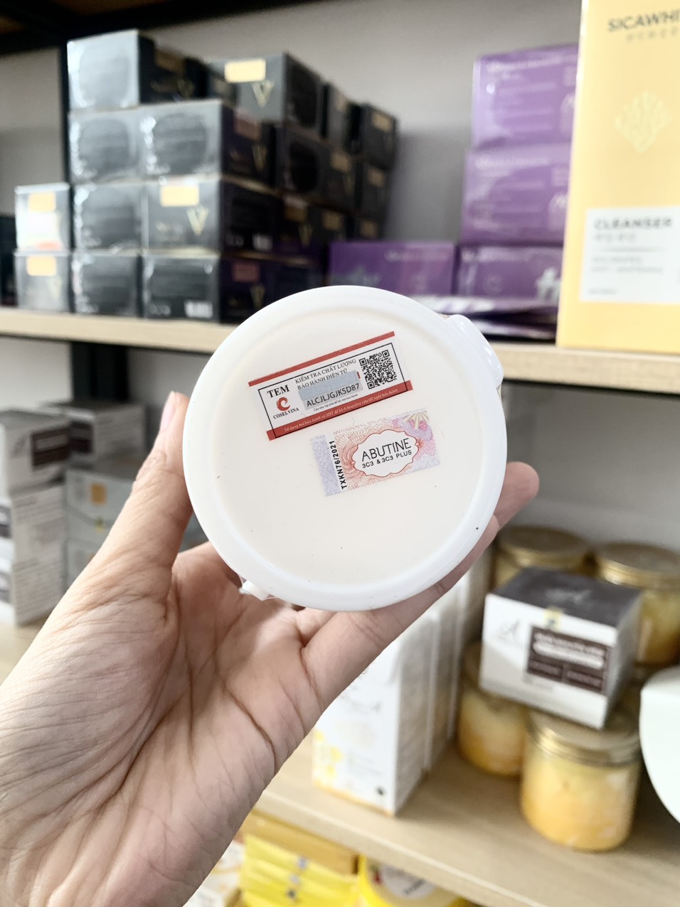 Kem Kích Trắng Abutine 3C3 Màu Vàng 200g