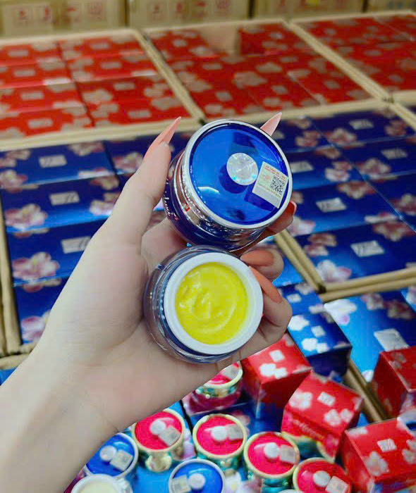 21248-z4695720517265-bbfcc4b23a4c15804759774bda0df7ba-1.jpg Kem Meiduzi Xanh Ban Đêm Tem Vuông - MEIDUZIXANHV